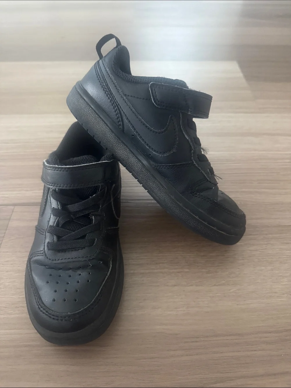 Nike Kids Black Sneakers with Velcro Strap